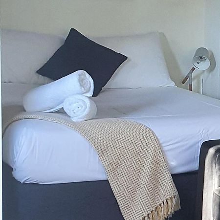Batemans Bay Holiday Park & Hostel Екстериор снимка