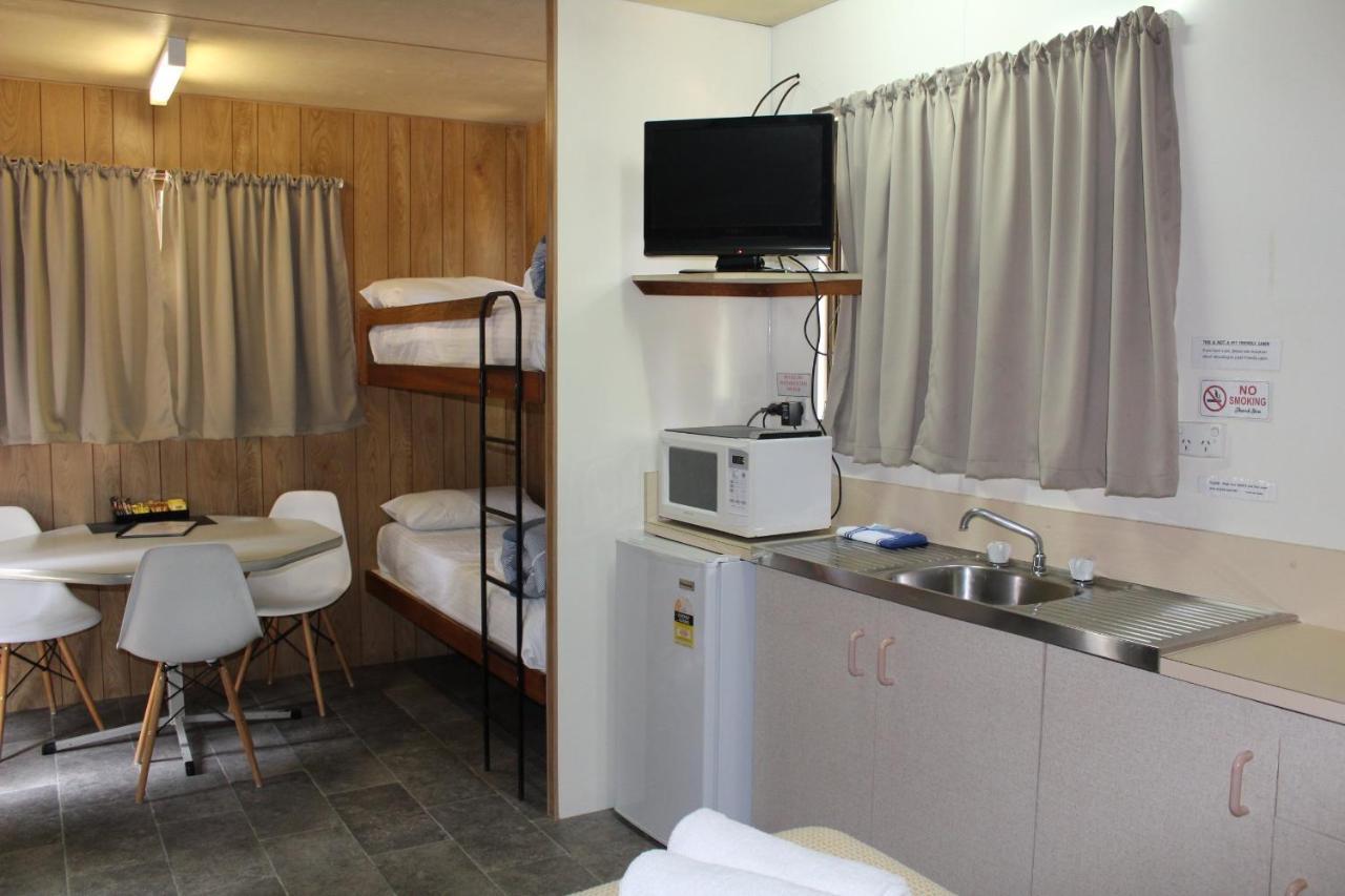 Batemans Bay Holiday Park & Hostel Екстериор снимка