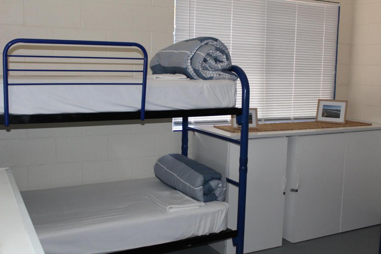 Batemans Bay Holiday Park & Hostel Екстериор снимка