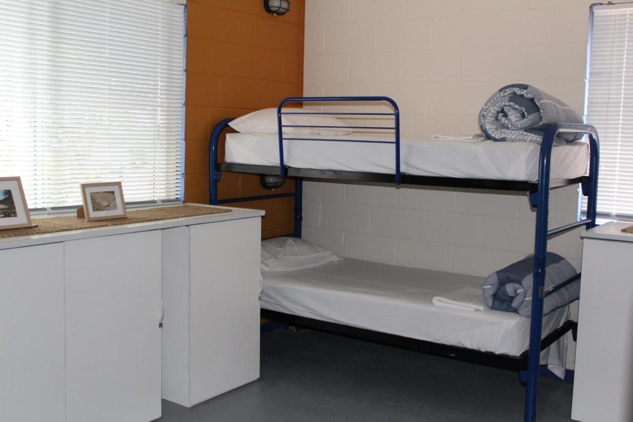 Batemans Bay Holiday Park & Hostel Екстериор снимка