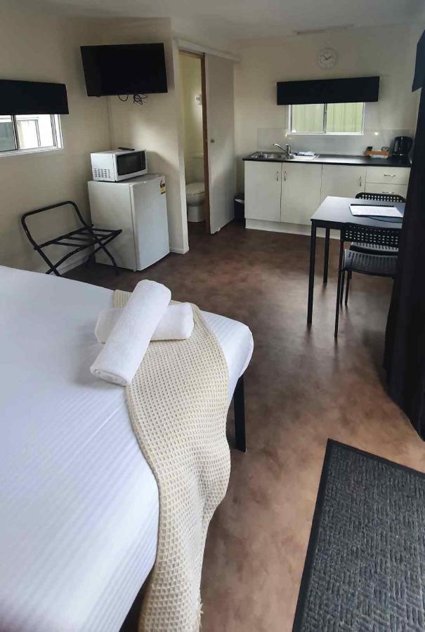 Batemans Bay Holiday Park & Hostel Екстериор снимка