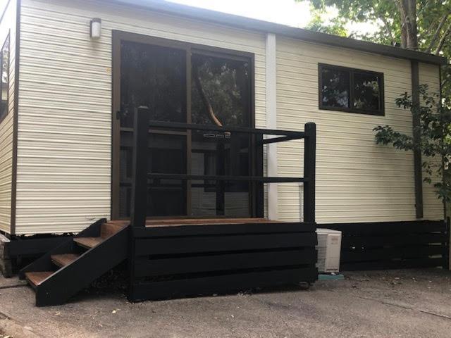 Batemans Bay Holiday Park & Hostel Екстериор снимка