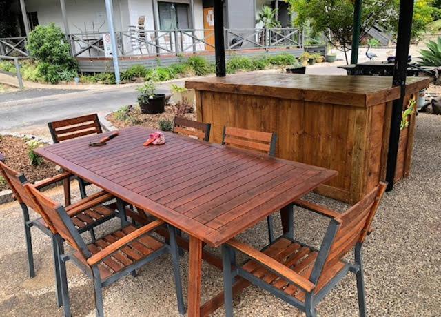 Batemans Bay Holiday Park & Hostel Екстериор снимка