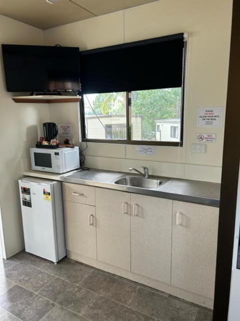 Batemans Bay Holiday Park & Hostel Екстериор снимка