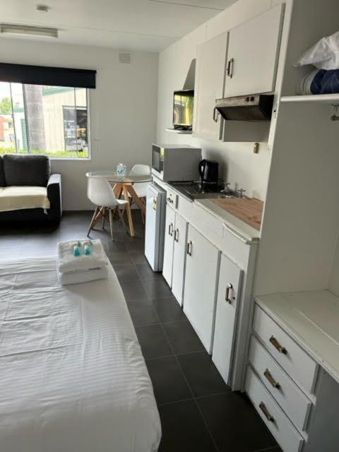 Batemans Bay Holiday Park & Hostel Екстериор снимка