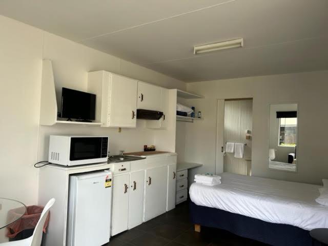 Batemans Bay Holiday Park & Hostel Екстериор снимка